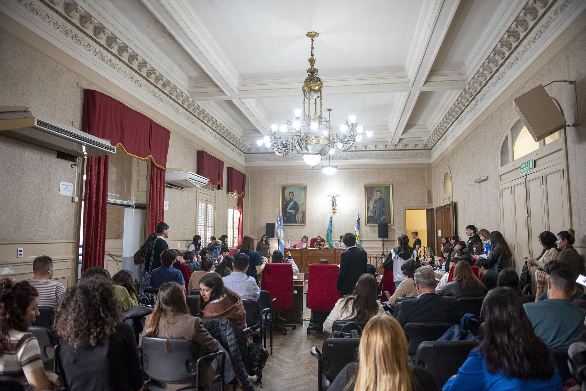 NOTICIAS CAMPANA: EL HCD FUE SEDE DEL PARLAMENTO JUVENIL BONAERENSE